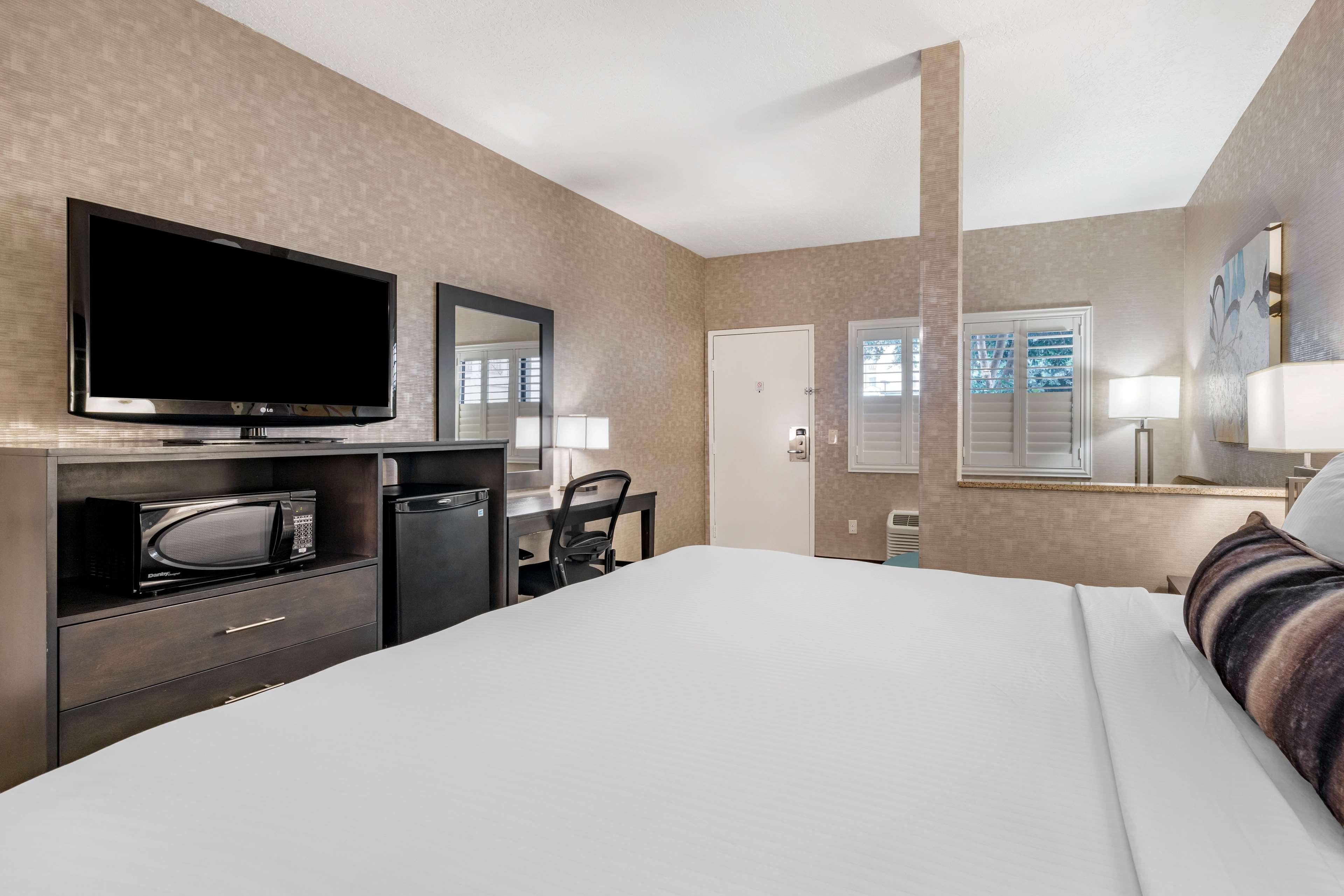 Best Western Plus Park Place Inn - Mini Suites Anaheim Exterior foto